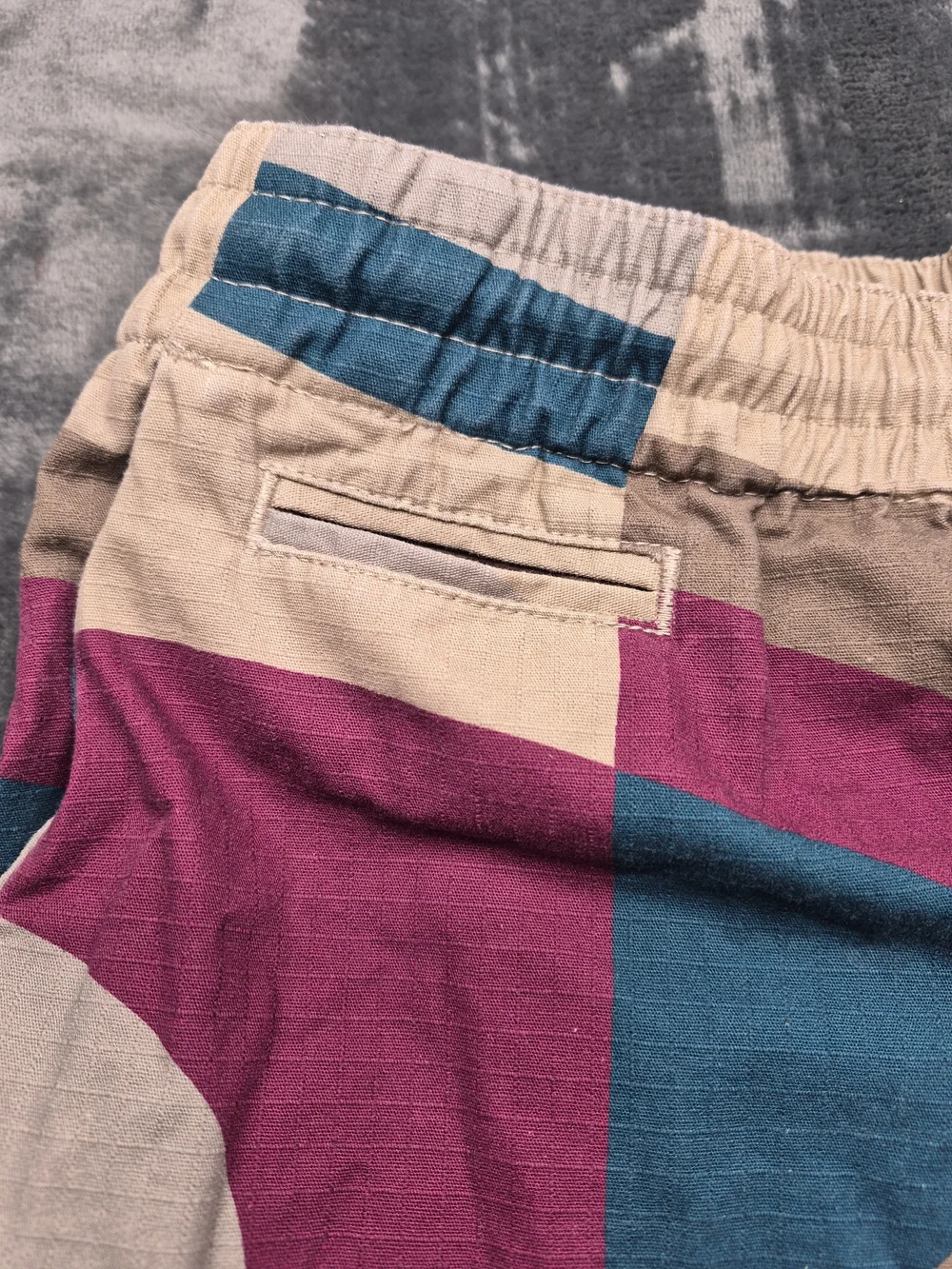 Parra The Wall Camo Short In The Sand Colorway XXL Abstract Geometric